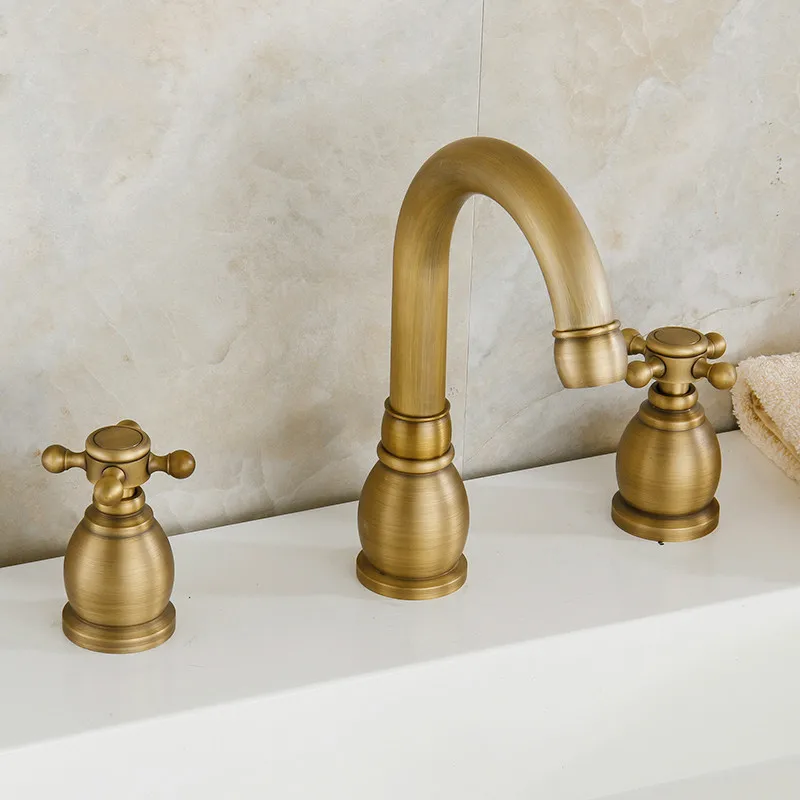 Basin Faucets Antique Brass Deck Mounted Bathtub Mixer Faucet Dual Handle 3 holes Bathroom Faucet Set Water Tap Tub Faucet
Basin Faucets Antique Brass Deck Mounted Bathtub Mixer Faucet Dual Handle 3 holes Bathroom Faucet Set Water Tap Tub Faucet