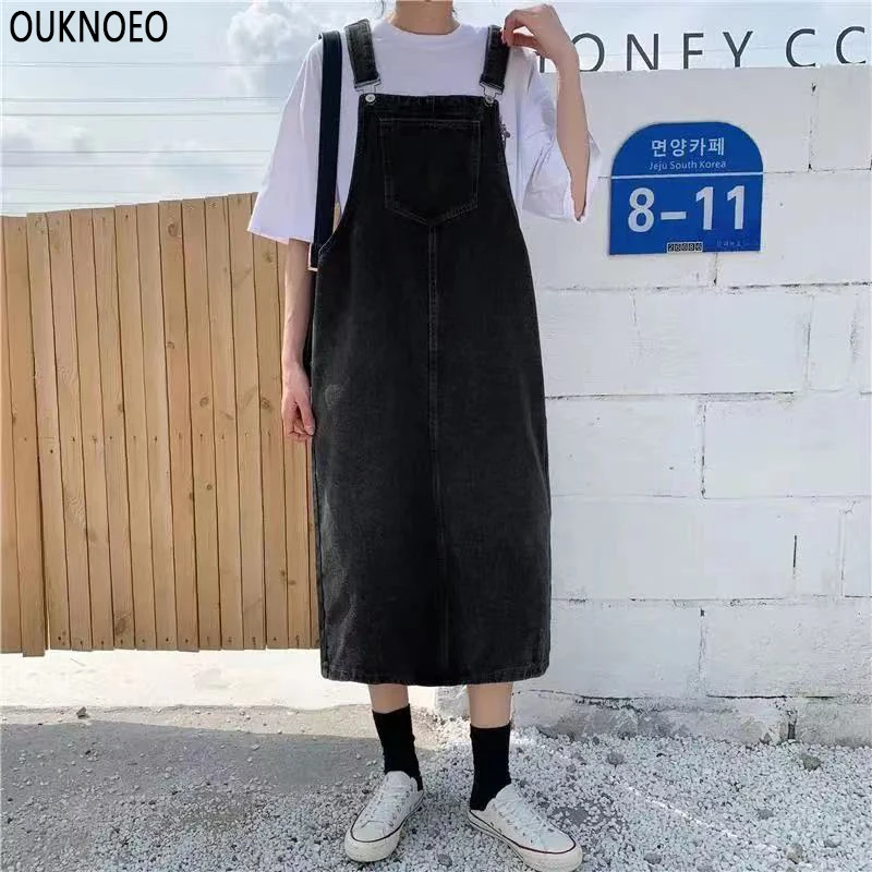 Women's Strap Skirt Loose Size Medium Length Slim Big Pocket Denim Strap Skirt Korean Preppy Style 2021 Woman Summer Solid Dress
Women's Strap Skirt Loose Size Medium Length Slim Big Pocket Denim Strap Skirt Korean Preppy Style 2021 Woman Summer Solid Dress