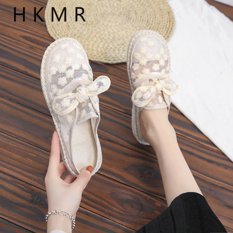 Женские Дышащие сетчатые туфли, белые туфли на плоской подошве с цветочным рисунком, лето 2021
Женские Дышащие сетчатые туфли, белые туфли на плоской подошве с цветочным рисунком, лето 2021