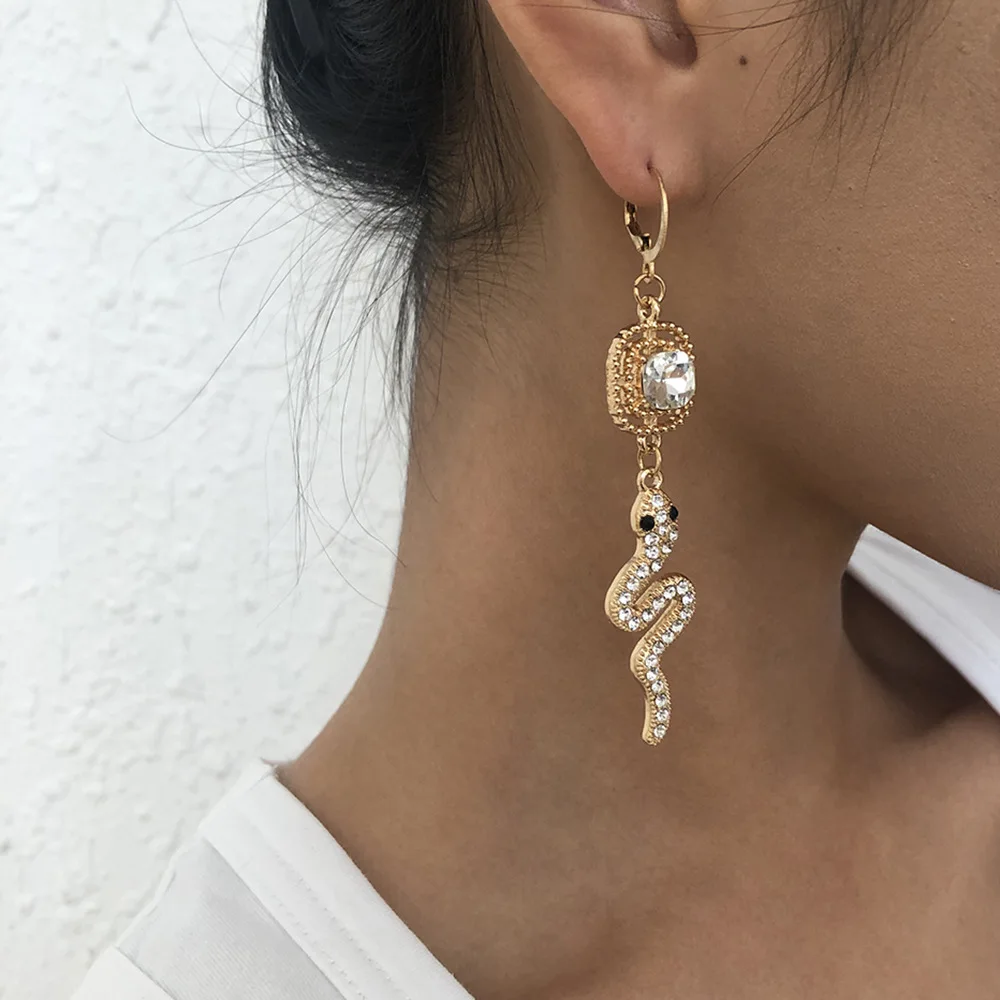 Fashion Jewelry Female Simple Earrings Ins Cold Wind Snake-shaped Earrings Female Geometric Earrings Long Earrings Wholesale
Fashion Jewelry Female Simple Earrings Ins Cold Wind Snake-shaped Earrings Female Geometric Earrings Long Earrings Wholesale