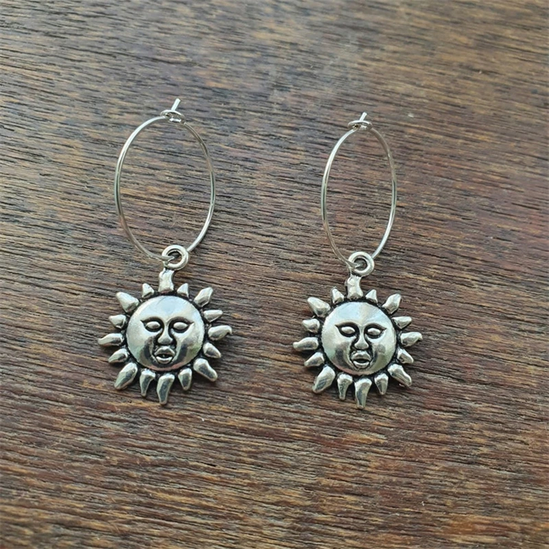 Cartoon Sun Earrings Sun Face Earrings Celestial Jewelry 3cm Hoop Earrings, Dangle Hoop Earrings
Cartoon Sun Earrings Sun Face Earrings Celestial Jewelry 3cm Hoop Earrings, Dangle Hoop Earrings