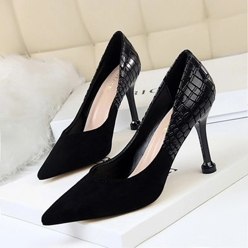 Sexy Snake Pattern Party Shoes for Women Fashion High Heels Shoes 2021 Spring Solid Flock Pointed Toe Leather Woman Pumps Office
Sexy Snake Pattern Party Shoes for Women Fashion High Heels Shoes 2021 Spring Solid Flock Pointed Toe Leather Woman Pumps Office