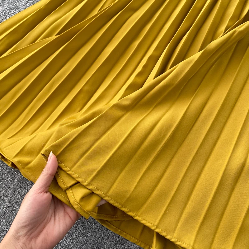 Red/Green/Khaki Pleated Long Dress Women Elegant O-Neck Short Sleeve High Waist Draped Vestidos With Sashes Female Spring Autumn
Red/Green/Khaki Pleated Long Dress Women Elegant O-Neck Short Sleeve High Waist Draped Vestidos With Sashes Female Spring Autumn