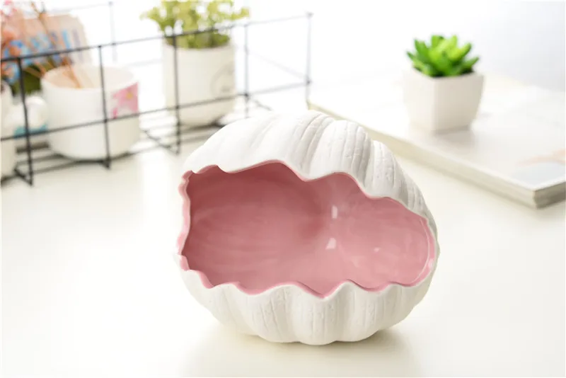 New creative Ashtray 15*12*12mm Small Shell Ceramic Ashtray Creative Home Craft Decoration Smoking Accessories
New creative Ashtray 15*12*12mm Small Shell Ceramic Ashtray Creative Home Craft Decoration Smoking Accessories