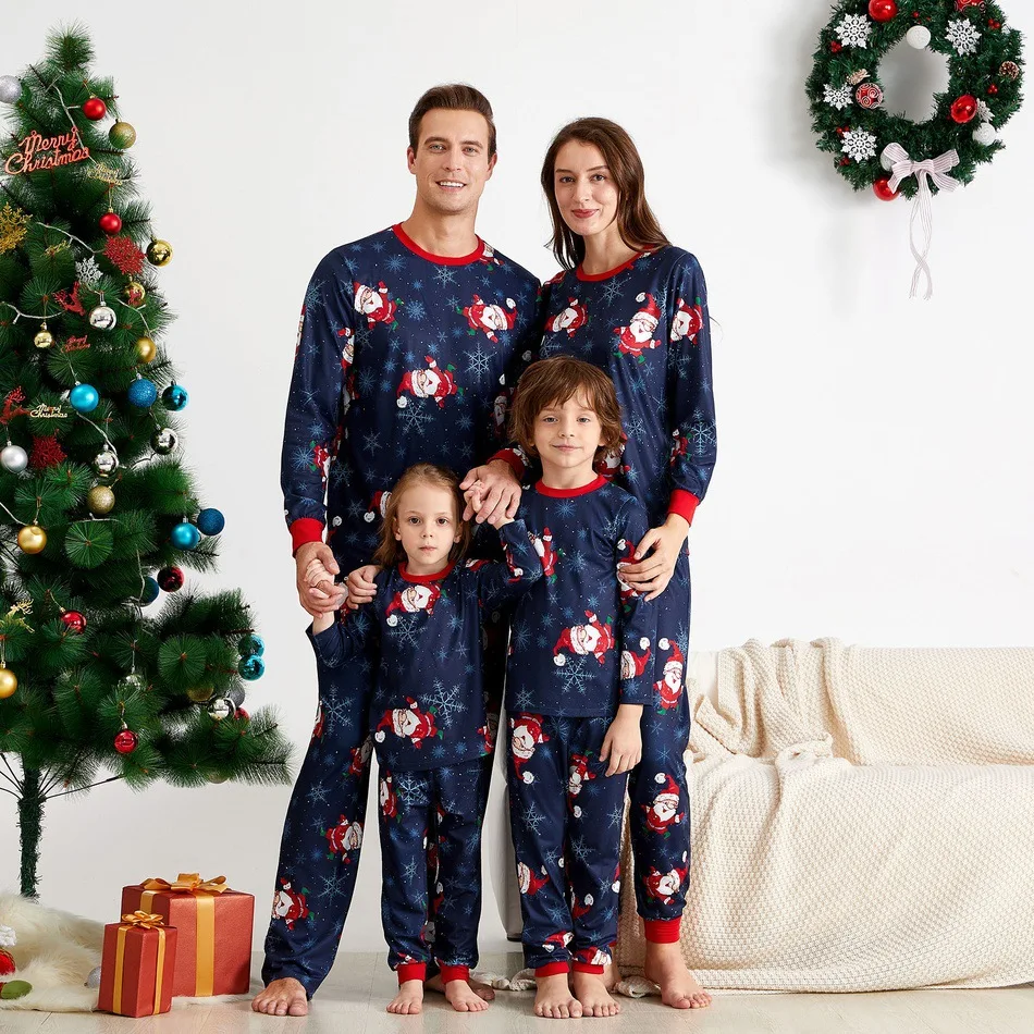 Christmas Parent-Child Outfit for Adult Kid Baby New Year Family Party Festive Pajamas Long Sleeve Top Pants Set Cartoon Pattern
Christmas Parent-Child Outfit for Adult Kid Baby New Year Family Party Festive Pajamas Long Sleeve Top Pants Set Cartoon Pattern