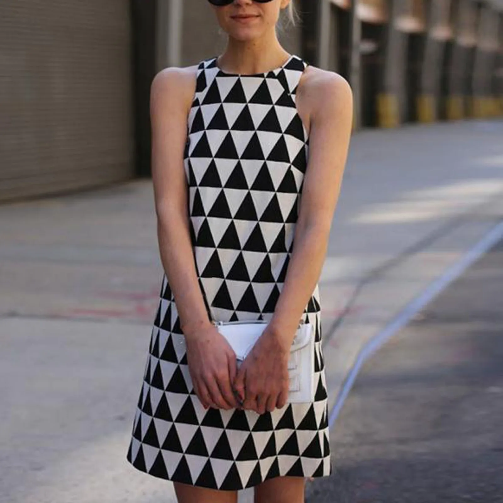 Plus Size Geometry Mini Dress Ladies Summer Sexy Sleeveless O-neck Print Tank Dresses Women Casual Vestidos Street Print Dress
Plus Size Geometry Mini Dress Ladies Summer Sexy Sleeveless O-neck Print Tank Dresses Women Casual Vestidos Street Print Dress