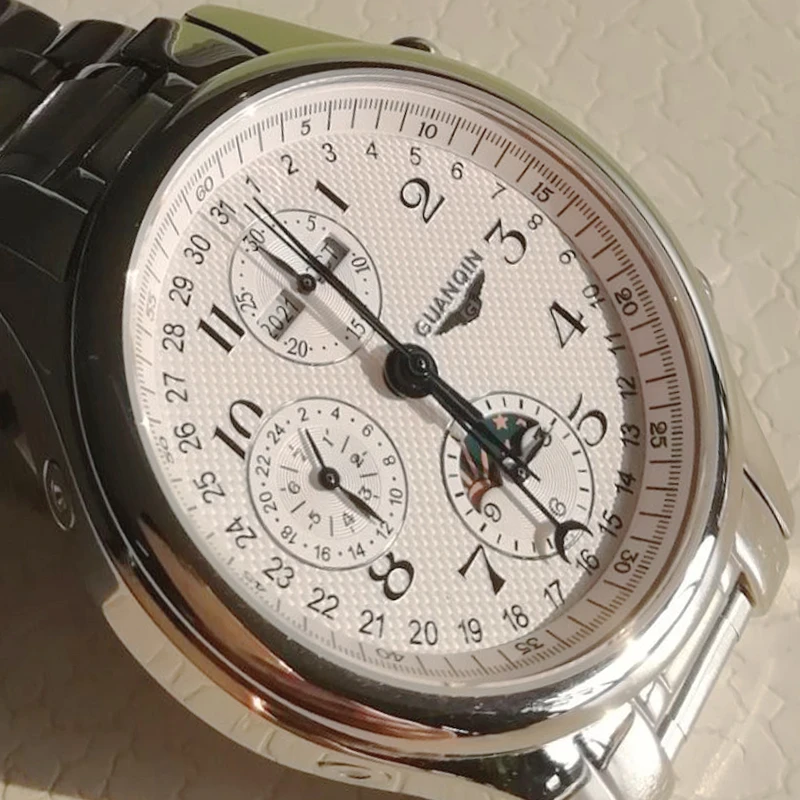 GUANQIN Automatic Watch Men Watch Waterproof Business Sapphire Day and Date Dial Leather Metal Band Stainless Steel Case
GUANQIN Automatic Watch Men Watch Waterproof Business Sapphire Day and Date Dial Leather Metal Band Stainless Steel Case