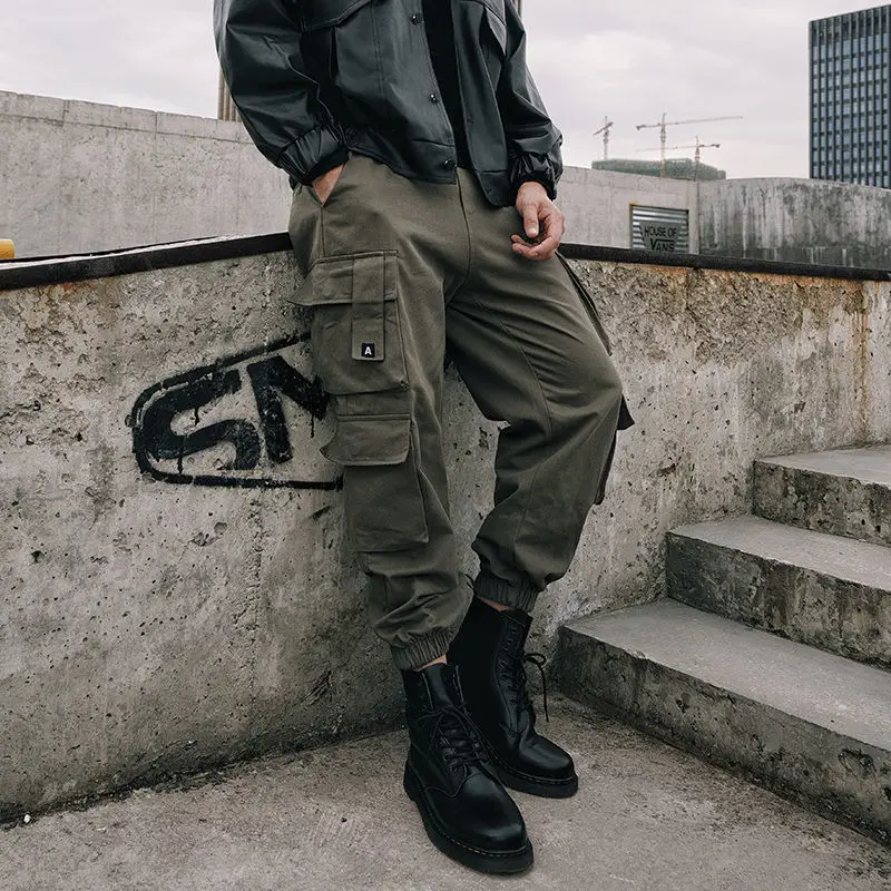 Cargo Pants Men 2021 Hip Hop Streetwear Jogger Pant FashionTrousers Gyms Fitness Joggers Sweatpants Men Pants -40
Cargo Pants Men 2021 Hip Hop Streetwear Jogger Pant FashionTrousers Gyms Fitness Joggers Sweatpants Men Pants -40