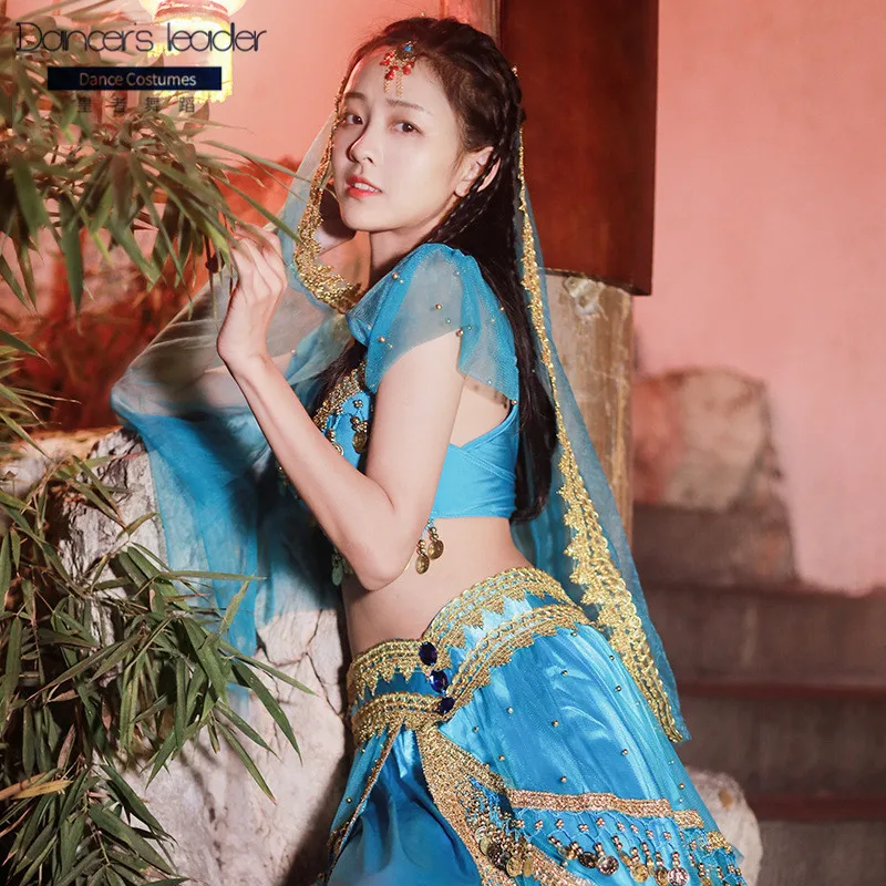 Women Indian Costumes Bollywood Belly Dance Set Halloween Anime Cosplay Top belt Pants Headveil 4pcs Stage Performance
Women Indian Costumes Bollywood Belly Dance Set Halloween Anime Cosplay Top belt Pants Headveil 4pcs Stage Performance