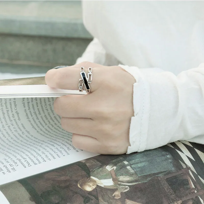 Nordic style new S925 sterling silver ring retro Thai silver simple open rings for women party wedding boutique jewelry
Nordic style new S925 sterling silver ring retro Thai silver simple open rings for women party wedding boutique jewelry