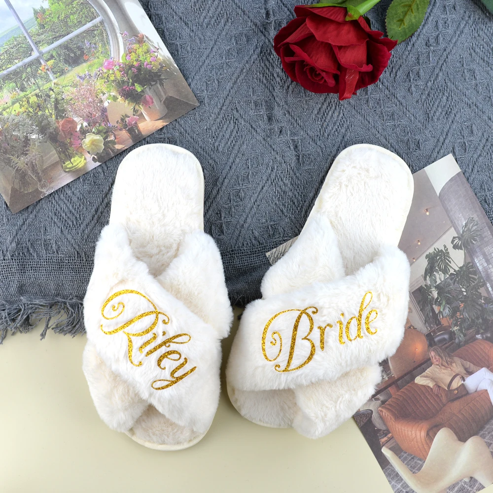 Customized Personalized Winter Warm Soft Female Plush House Shoes Womens Slip On Flats Bridesmaid Ladies Furry Wedding Slippers
Customized Personalized Winter Warm Soft Female Plush House Shoes Womens Slip On Flats Bridesmaid Ladies Furry Wedding Slippers