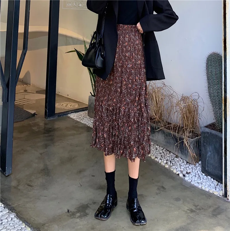 Fashion Spring Women Long Skirt Wrinkled Pleated Midi Skirts Elastic High Waist Crumple Vintage Ruffle Skirts For Ladies
Fashion Spring Women Long Skirt Wrinkled Pleated Midi Skirts Elastic High Waist Crumple Vintage Ruffle Skirts For Ladies