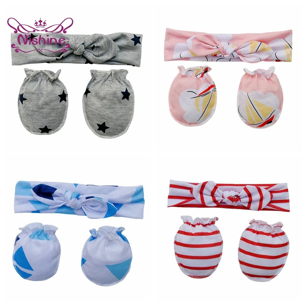 Soft Comfortable Cotton Infant Hairband and Glove Set Fashion Striped Print Bunny Ears Elastic Headband Baby Anti-Grab Mitten
Soft Comfortable Cotton Infant Hairband and Glove Set Fashion Striped Print Bunny Ears Elastic Headband Baby Anti-Grab Mitten