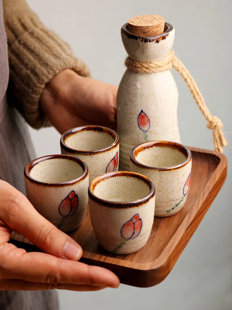 Ceramics Sake Cup Glass Set Dispenser Japanese Sake Set Flagon Bottle Round Mini Flask Decantador De Vino Hip Flasks BG50HF
Ceramics Sake Cup Glass Set Dispenser Japanese Sake Set Flagon Bottle Round Mini Flask Decantador De Vino Hip Flasks BG50HF