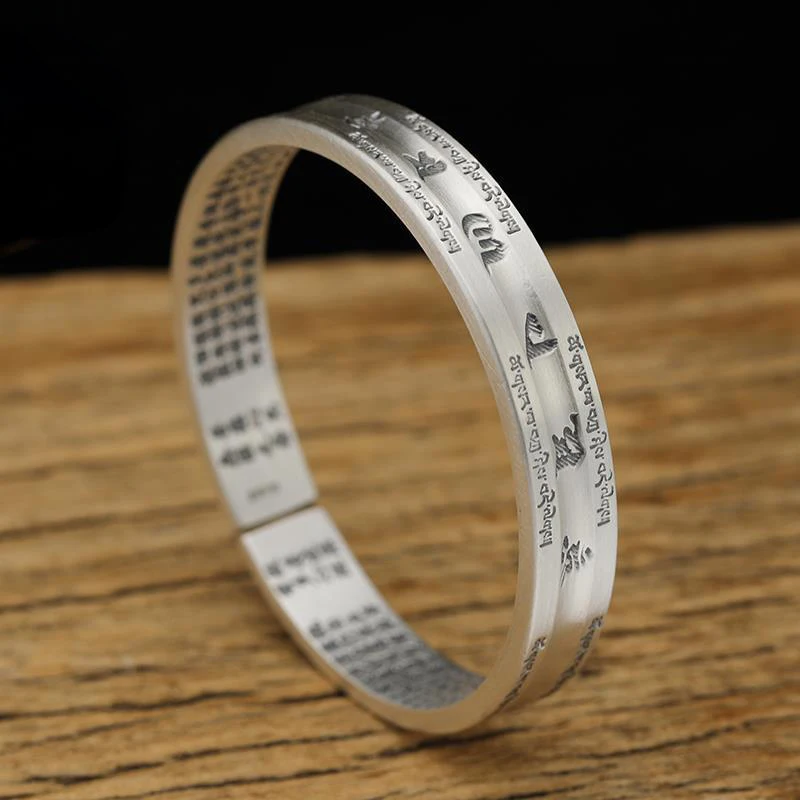 New Heart Sutra Six-character Mantra Sanskrit Bracelet Matte Retro Solid Male And Female Open Couple Silver Bracelet Jewelry 
New Heart Sutra Six-character Mantra Sanskrit Bracelet Matte Retro Solid Male And Female Open Couple Silver Bracelet Jewelry