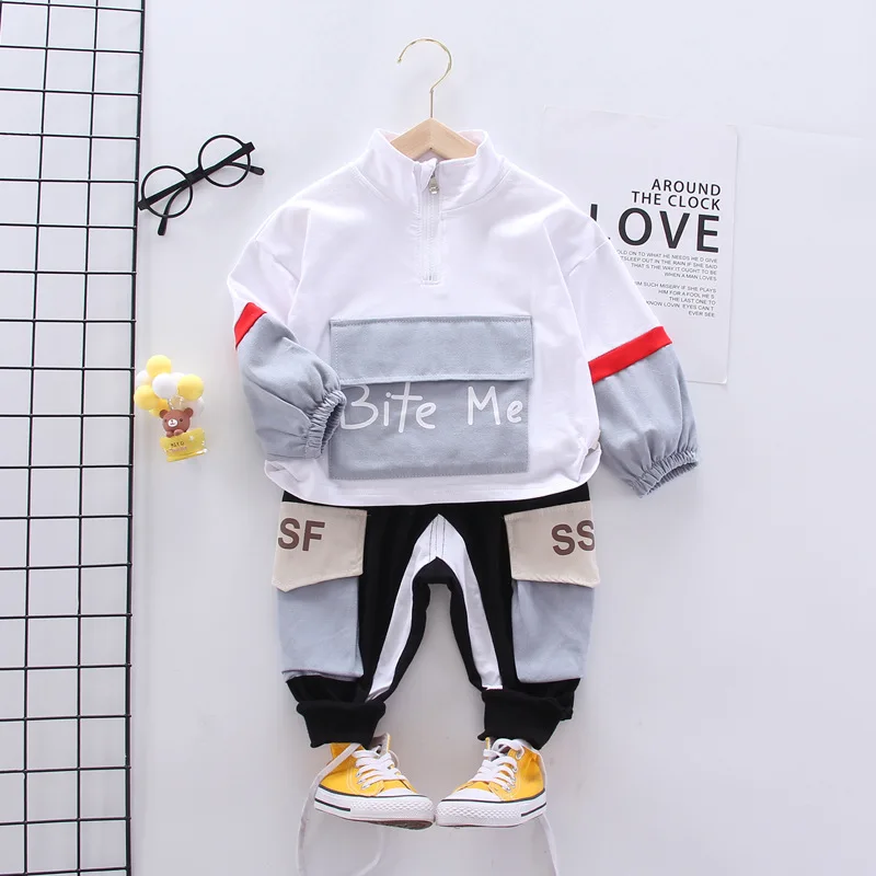 Two-piece Suit 2021 Spring and Autumn Models Boys and Girls Suits To Join The Pocket Casual Large Letter Sports Suit
Two-piece Suit 2021 Spring and Autumn Models Boys and Girls Suits To Join The Pocket Casual Large Letter Sports Suit
