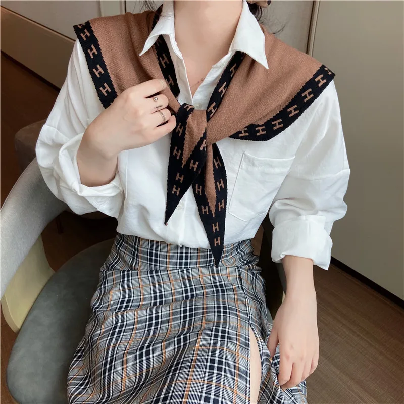 Decoration Summer Small Shawl Tied Outdoor Yarn Spring and Autumn Network Red Knitted Weaver da jian Mock Two-Piece Neck Guard
Decoration Summer Small Shawl Tied Outdoor Yarn Spring and Autumn Network Red Knitted Weaver da jian Mock Two-Piece Neck Guard