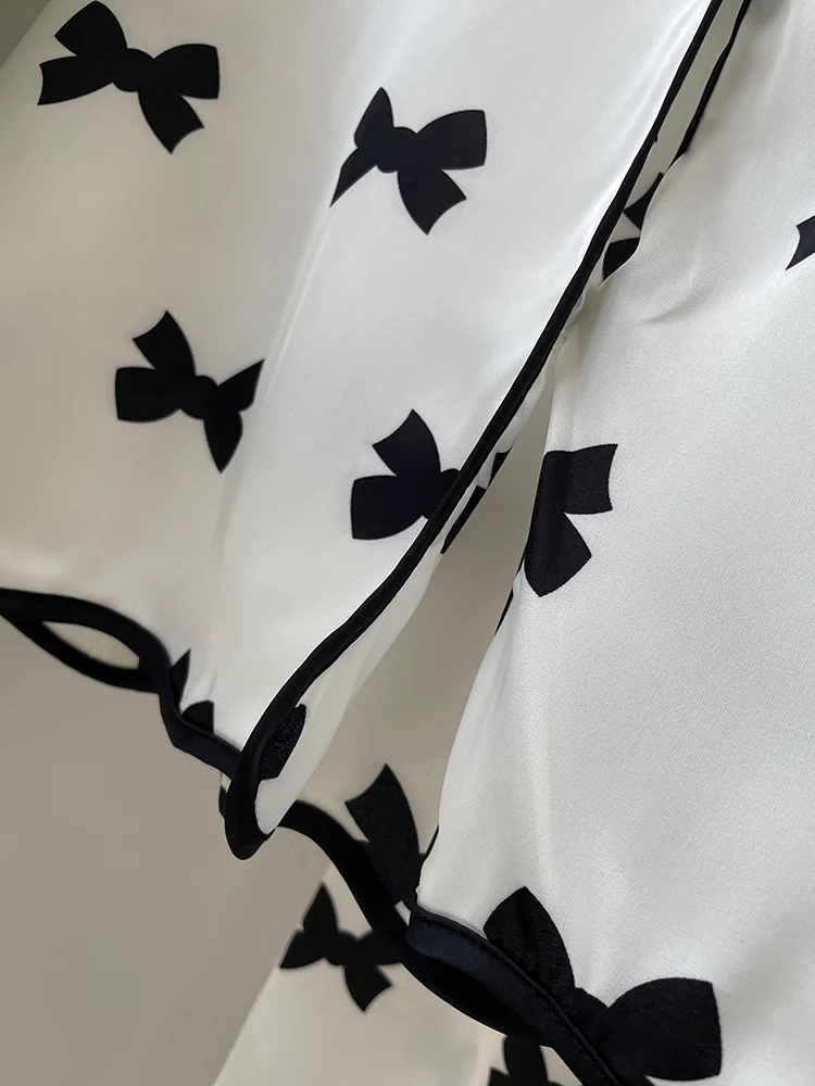 Women Silk Pajamas 2021 Spring And Autumn Thin Ice Silk Sleepwear Summer High-level Silk Home Clothes Cute Bow Print Pyjamas
Women Silk Pajamas 2021 Spring And Autumn Thin Ice Silk Sleepwear Summer High-level Silk Home Clothes Cute Bow Print Pyjamas