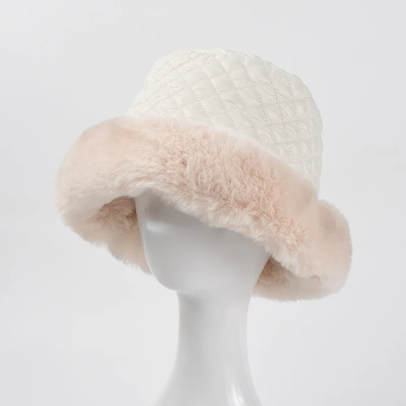 OMEA Winter Warm Thicken Hairy Quilted Bucket Hats Black Fashion Designer Hat Diamond White Elegant Fluffy Bucket Hat Russia
OMEA Winter Warm Thicken Hairy Quilted Bucket Hats Black Fashion Designer Hat Diamond White Elegant Fluffy Bucket Hat Russia