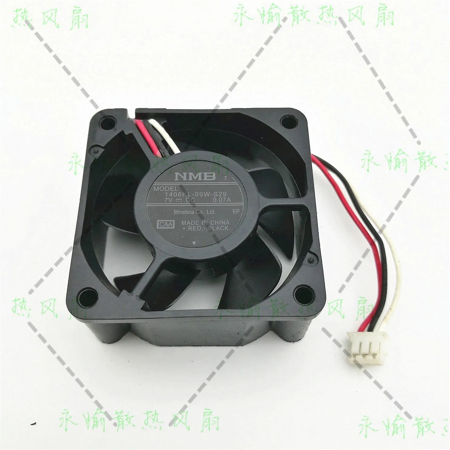 New NMB 1406kl-09w-s29 7V 0.07a 3515 3.5cm 3-wire 3.5cm * 3.5cm * 1.5cm silent cooling fan
New NMB 1406kl-09w-s29 7V 0.07a 3515 3.5cm 3-wire 3.5cm * 3.5cm * 1.5cm silent cooling fan