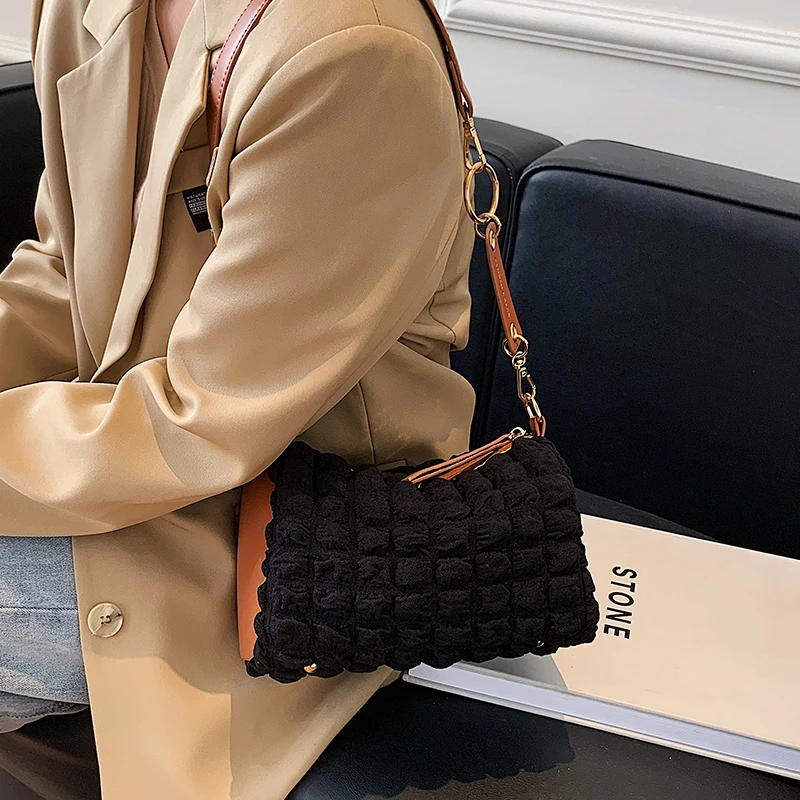 YOLE Elegent Winter Square Shoulder Bags For Women Luxury Designer Autumn INS Simple High Quanlity Female Handbags
YOLE Elegent Winter Square Shoulder Bags For Women Luxury Designer Autumn INS Simple High Quanlity Female Handbags