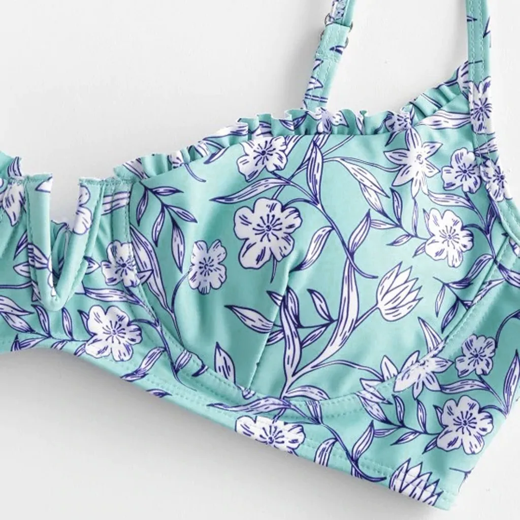 2020 New Women Flower Print High Cut V Neck Two Pieces Bikini Swimwear Swimsuit Beachwear Sexy Bikini Micro Swimming Suit
2020 New Women Flower Print High Cut V Neck Two Pieces Bikini Swimwear Swimsuit Beachwear Sexy Bikini Micro Swimming Suit