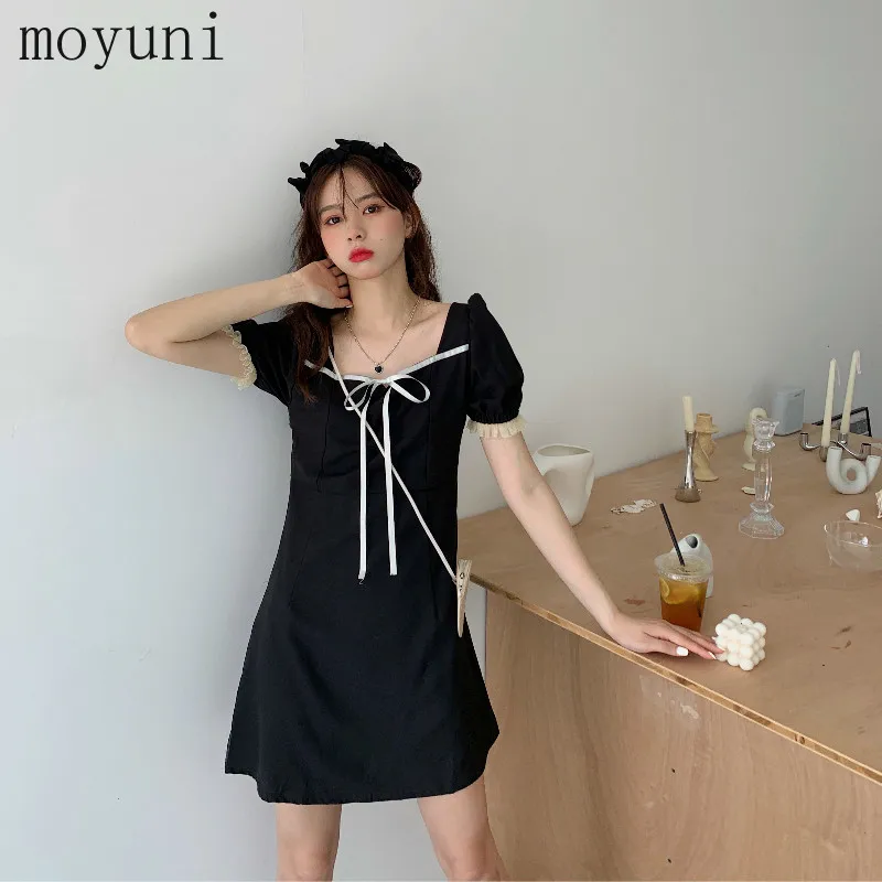 Retro Puff Sleeve Dress for Women Spring and Summer 2021 New Elegant Korean Style Waist Slimming Short Harajuku Kawaii Oversize
Retro Puff Sleeve Dress for Women Spring and Summer 2021 New Elegant Korean Style Waist Slimming Short Harajuku Kawaii Oversize
