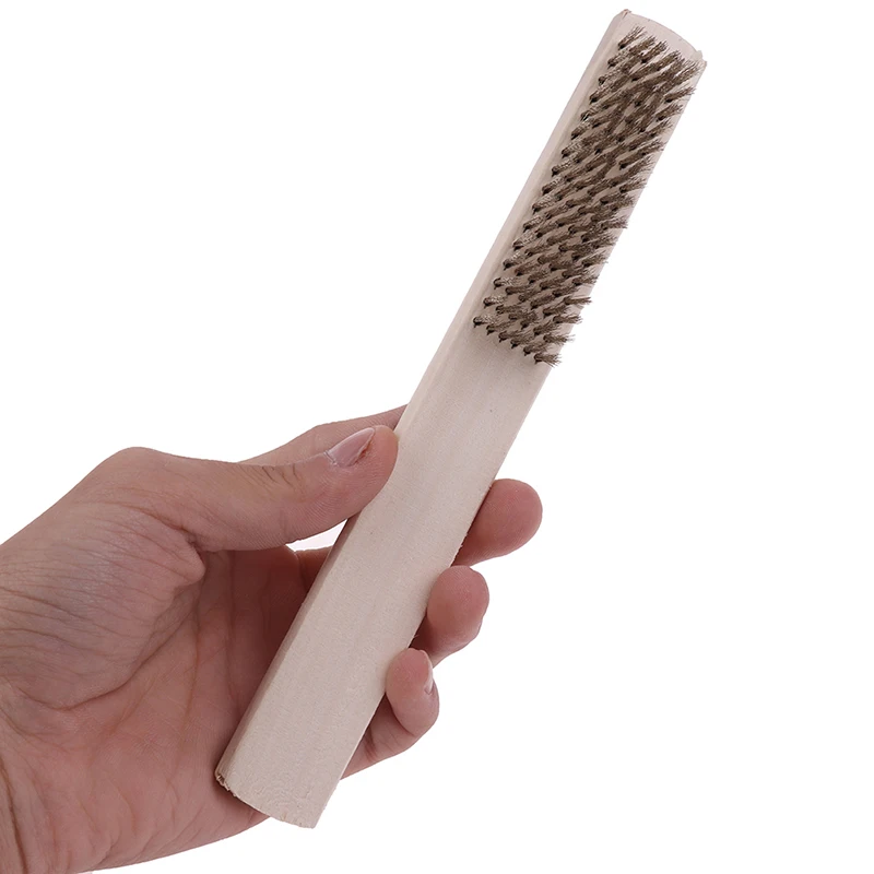 1 x Wire Brush (Without Retail Package)208mm Copper Wire Brass Bristle Wood Handle Wire Scratch Brush For Metal Cleaning Tools
1 x Wire Brush (Without Retail Package)208mm Copper Wire Brass Bristle Wood Handle Wire Scratch Brush For Metal Cleaning Tools