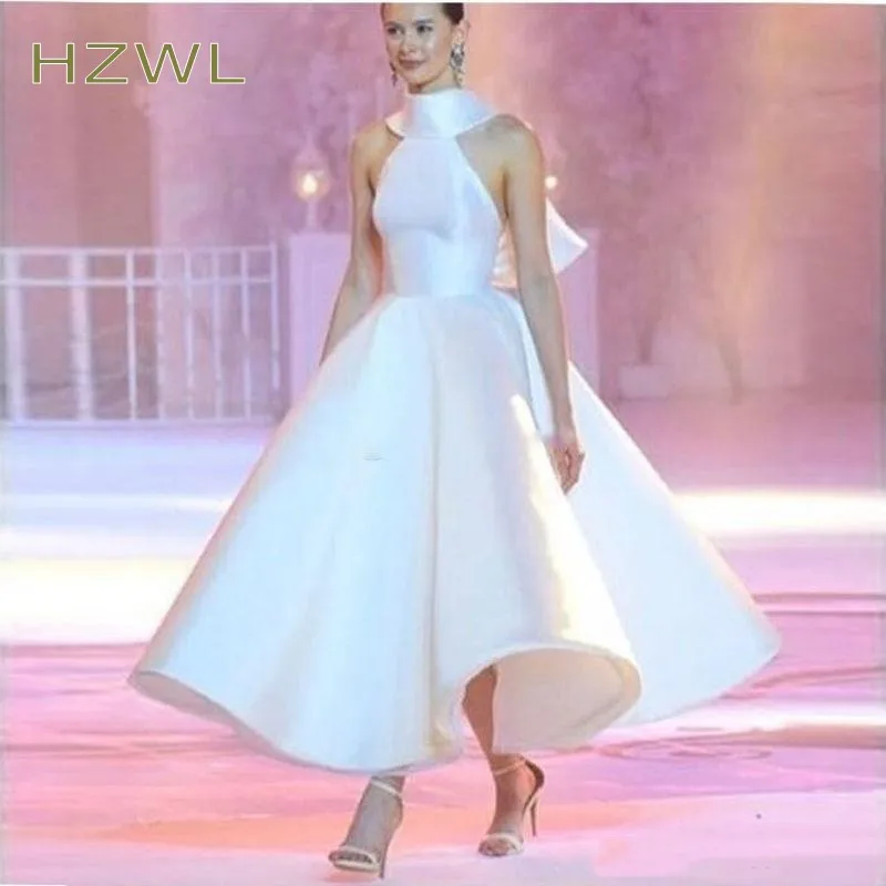 White Runway Fashion Evening Dress Satin A Line Prom Gowns Backless Formal Party Dress Ankle Length
White Runway Fashion Evening Dress Satin A Line Prom Gowns Backless Formal Party Dress Ankle Length
