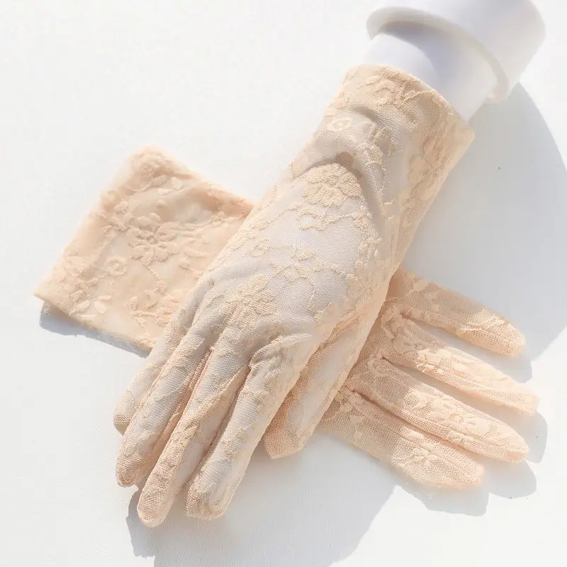 Summer Sexy Lace Sunscreen Gloves Hollow High Elasticity Mesh Breathable Short Black Elegant Thin Soft Female Drive Dot Gloves
Summer Sexy Lace Sunscreen Gloves Hollow High Elasticity Mesh Breathable Short Black Elegant Thin Soft Female Drive Dot Gloves