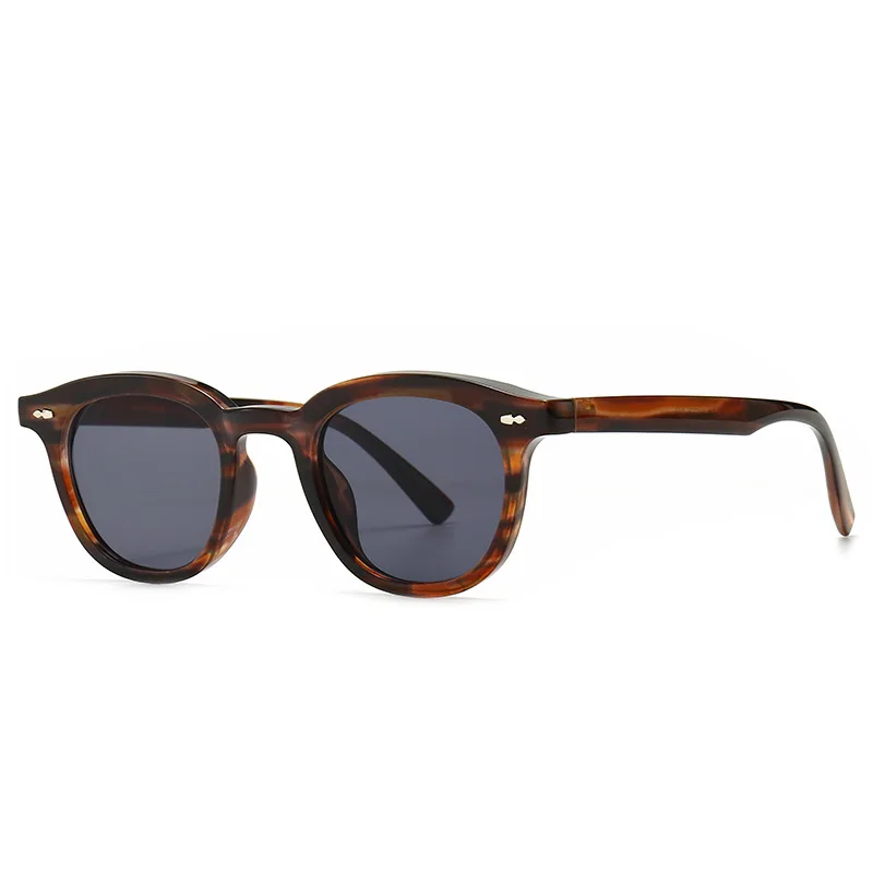 Johnny Depp oval Rivet sunglasses women men 2021 brand design high quality Outdoor Shopping Shade oculos de sol feminino uv400
Johnny Depp oval Rivet sunglasses women men 2021 brand design high quality Outdoor Shopping Shade oculos de sol feminino uv400
