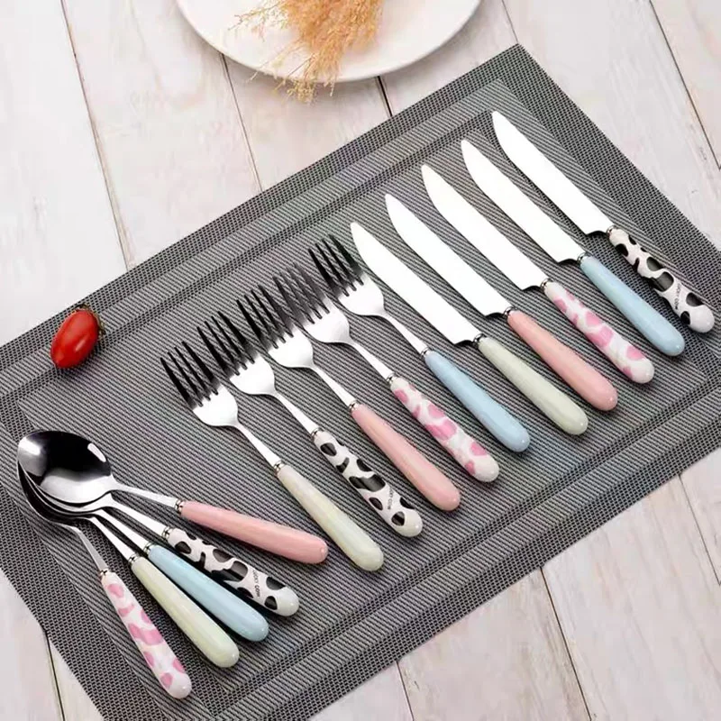 2021Stainless steel western-style cutlery and fork set ceramic steak creative simple lovely and fresh three-piece cutlery set
2021Stainless steel western-style cutlery and fork set ceramic steak creative simple lovely and fresh three-piece cutlery set