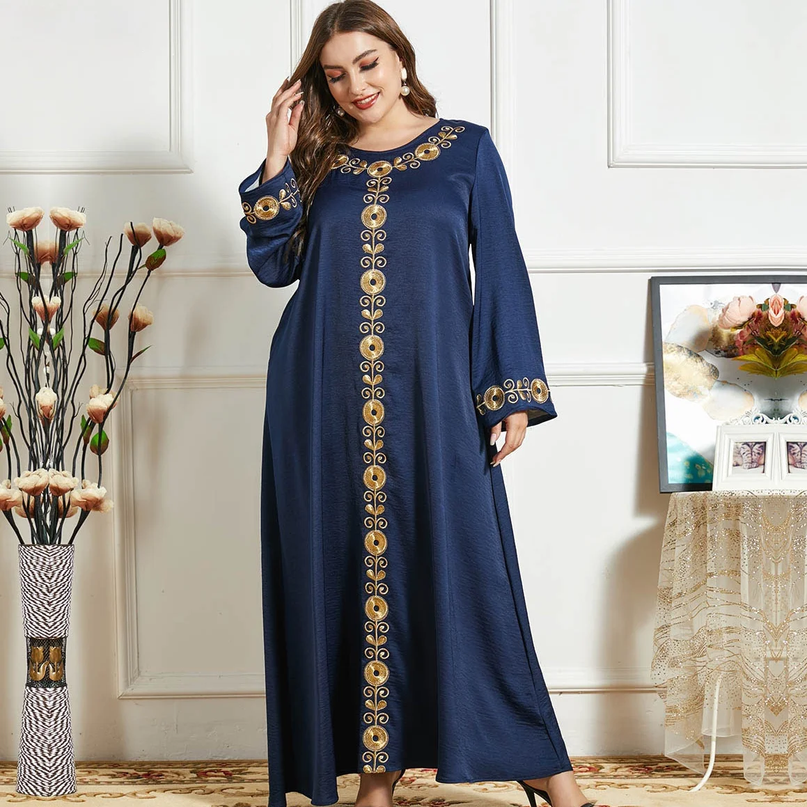 Мусульманская Мода большого размера, Темпераментная Женская кружевная юбка с вышивкой и длинным рукавом, мусульманская женская юбка толст... 
Мусульманская Мода большого размера, Темпераментная Женская кружевная юбка с вышивкой и длинным рукавом, мусульманская женская юбка толст...