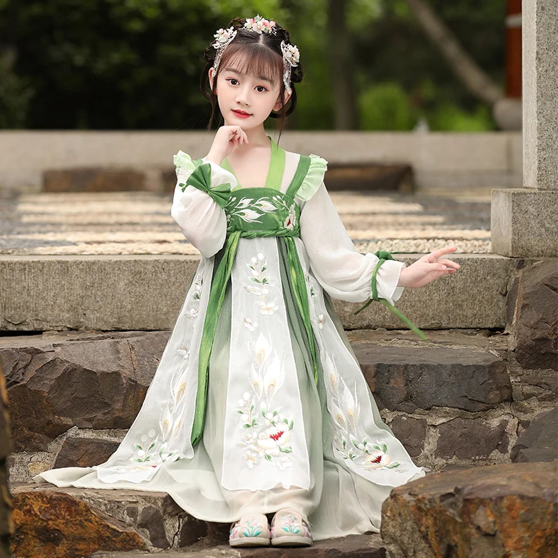 original children's Hanfu, Chinese style, Tang suit, girls' costume dress, super fairy skirt, spring and summer
original children's Hanfu, Chinese style, Tang suit, girls' costume dress, super fairy skirt, spring and summer