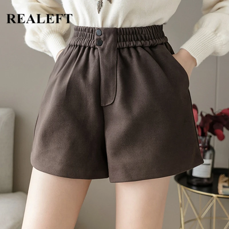 REALEFT Autumn Winter Woolen Women's Shorts 2021 New Button Solid Casual High Waist Office Wide Leg Trousers Female Pockets
REALEFT Autumn Winter Woolen Women's Shorts 2021 New Button Solid Casual High Waist Office Wide Leg Trousers Female Pockets