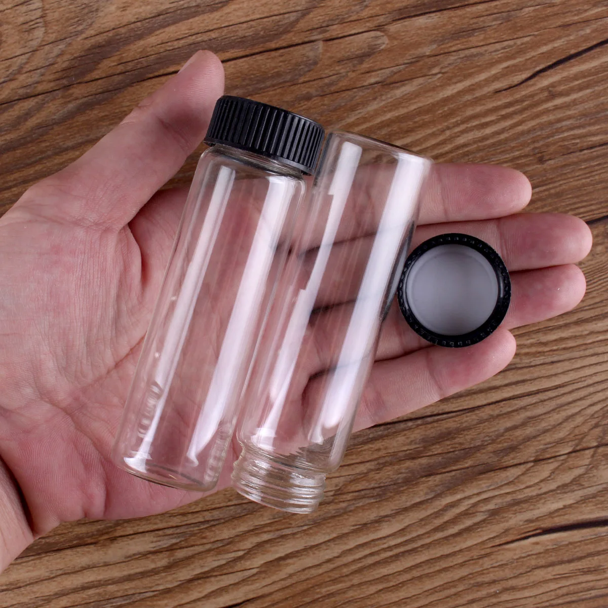 5pcs 50ml 30*100mm Glass Jars with Black Plastic Caps Glass bottle Spice Jars Potion bottles Glass Vials For DIY Craft
5pcs 50ml 30*100mm Glass Jars with Black Plastic Caps Glass bottle Spice Jars Potion bottles Glass Vials For DIY Craft