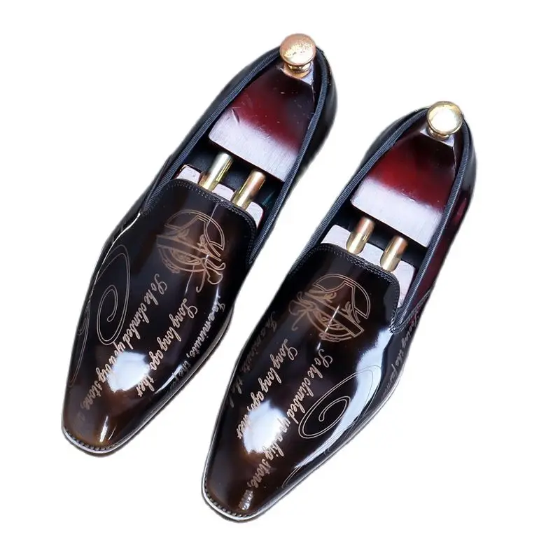 Новинка 89285, модная деловая обувь в британском стиле, блестящая кожаная мужская обувь без шнуровки
Новинка 89285, модная деловая обувь в британском стиле, блестящая кожаная мужская обувь без шнуровки