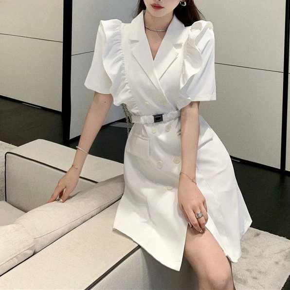 Dress summer 2021 new chic high sense suit cropped blazer suit women blazer set oversized blazer women white 
Dress summer 2021 new chic high sense suit cropped blazer suit women blazer set oversized blazer women white