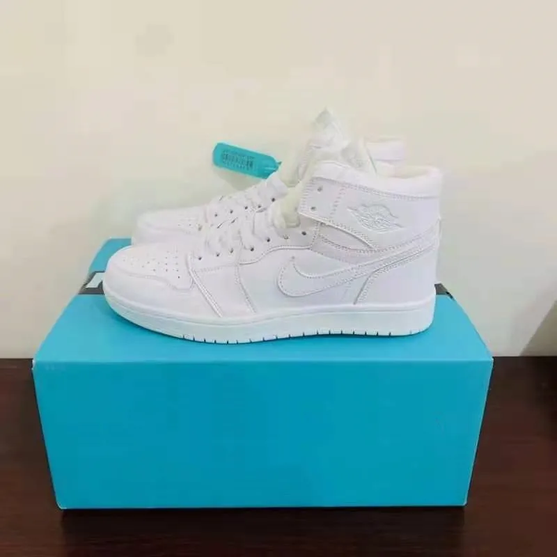 2021 Hoge Og AJ1 Sport Shoes for Men and Women Basketball Athletic Sneakers shoes Professional Sports White UNC Multicolor 10
2021 Hoge Og AJ1 Sport Shoes for Men and Women Basketball Athletic Sneakers shoes Professional Sports White UNC Multicolor 10
