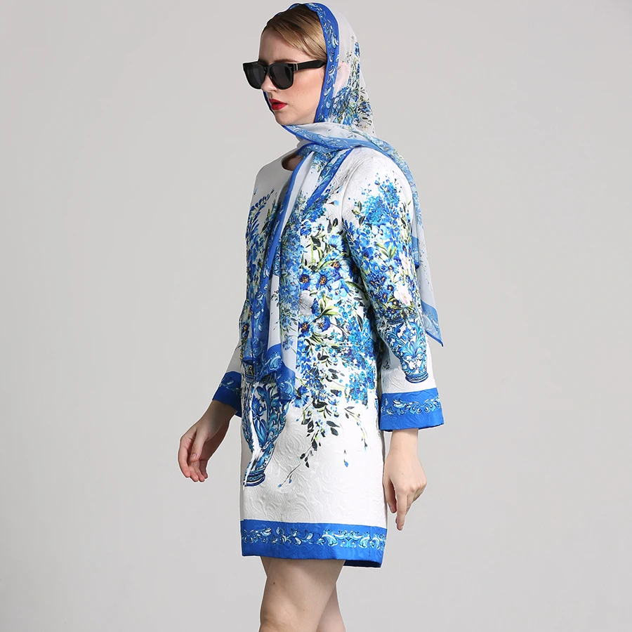 Designer Jacquard Autumn Winter Fashion Scarf Floral Porcelain Print High Quality Beading Women Coat
Designer Jacquard Autumn Winter Fashion Scarf Floral Porcelain Print High Quality Beading Women Coat