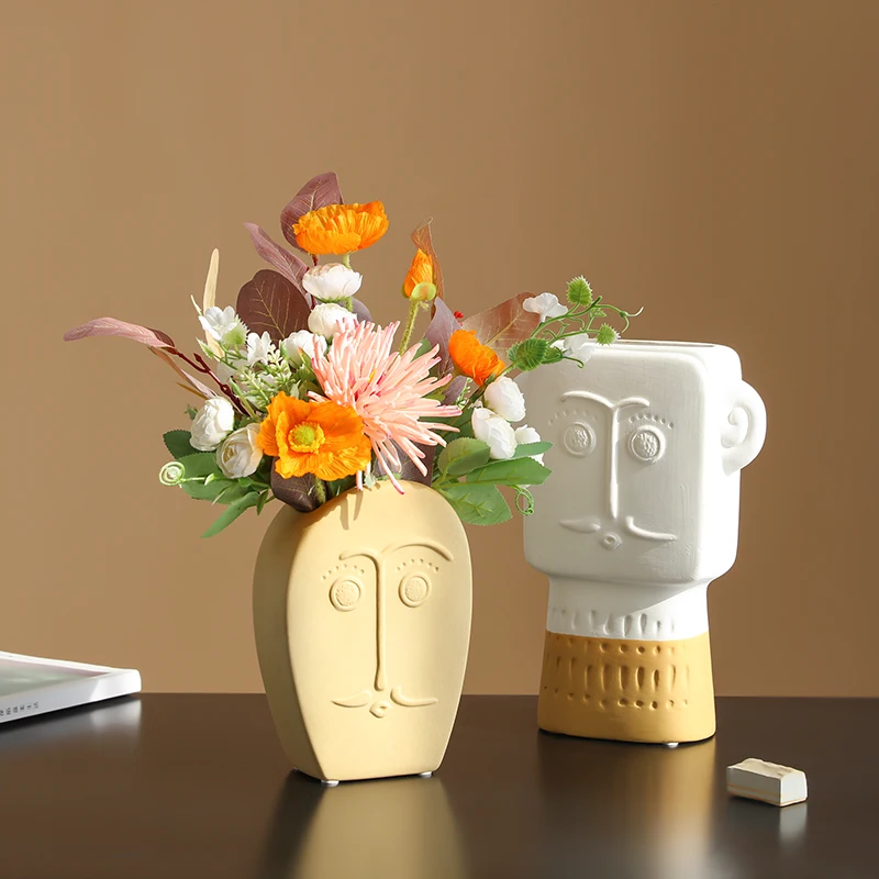 Nordic Rustic Home Decor Modern Minimalist Face-shaped Porcelain Flower Vase Decoration Room Decor Ceramic Crafts Ornaments
Nordic Rustic Home Decor Modern Minimalist Face-shaped Porcelain Flower Vase Decoration Room Decor Ceramic Crafts Ornaments