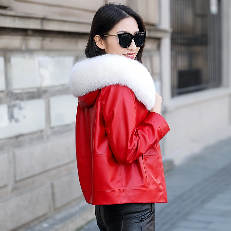 100% Genuine Leather Jacket Female Winter 2021 Natural Fox Fur Collar Parkas Women White Duck Down Coats Casaco Feminino Gxy145
100% Genuine Leather Jacket Female Winter 2021 Natural Fox Fur Collar Parkas Women White Duck Down Coats Casaco Feminino Gxy145