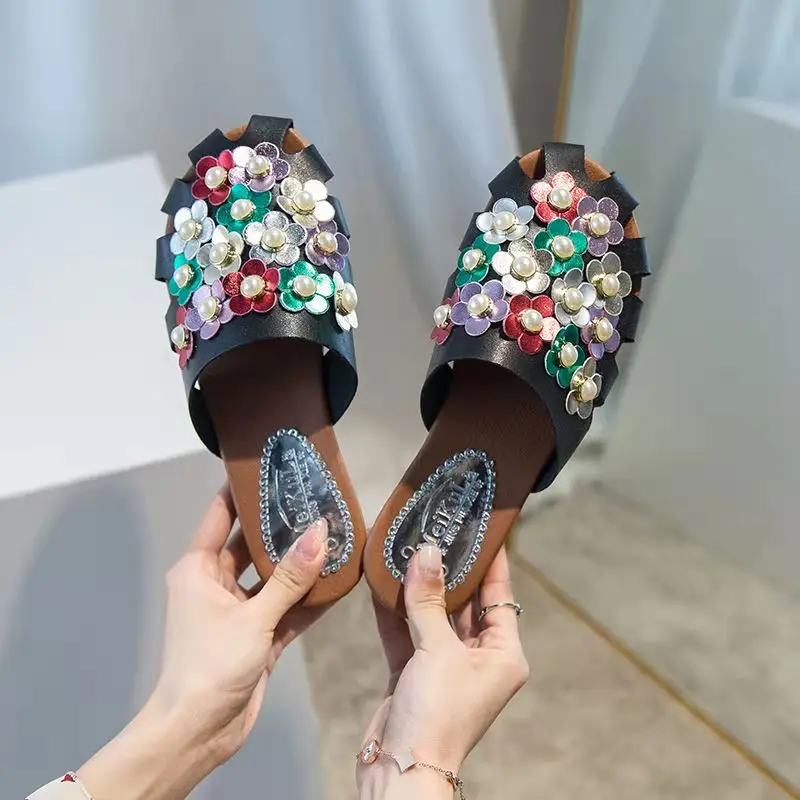 Women's Summer Sandals Pu Pearl Hollow Baotou Flat Sandals Fashion ROMAN Sandals Wear Flat Slippers Outside
Women's Summer Sandals Pu Pearl Hollow Baotou Flat Sandals Fashion ROMAN Sandals Wear Flat Slippers Outside