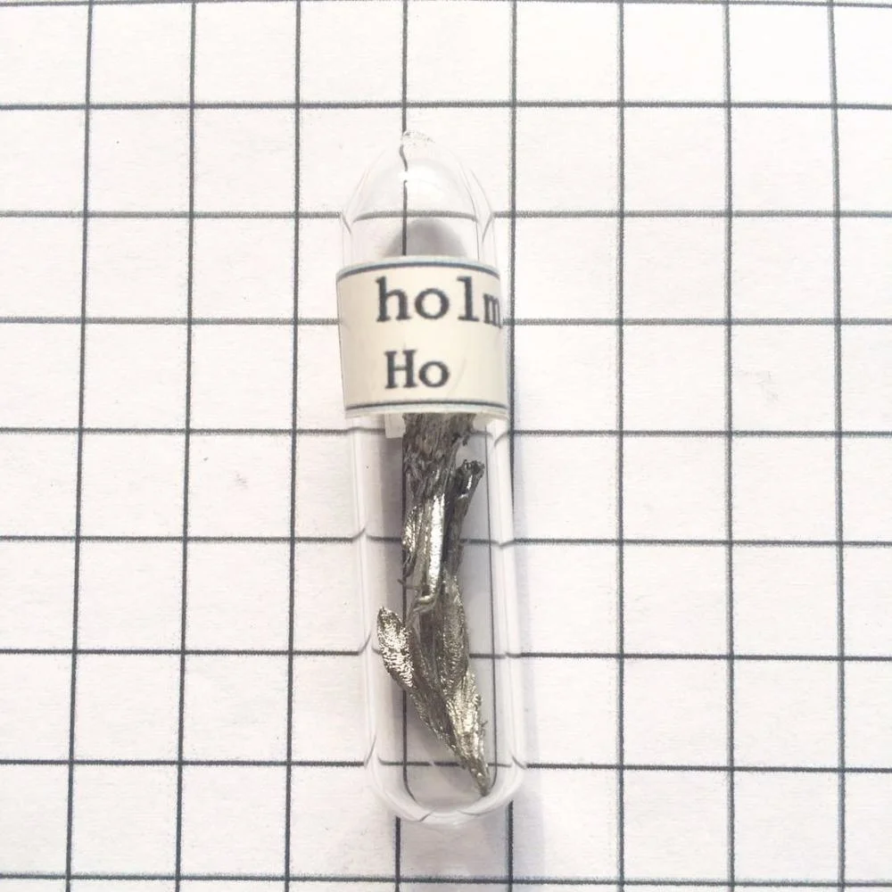 99,95% Holmium Metal Ho Holmium Crystals About 3 Gram In Glass Ampoule Rare metals
99,95% Holmium Metal Ho Holmium Crystals About 3 Gram In Glass Ampoule Rare metals