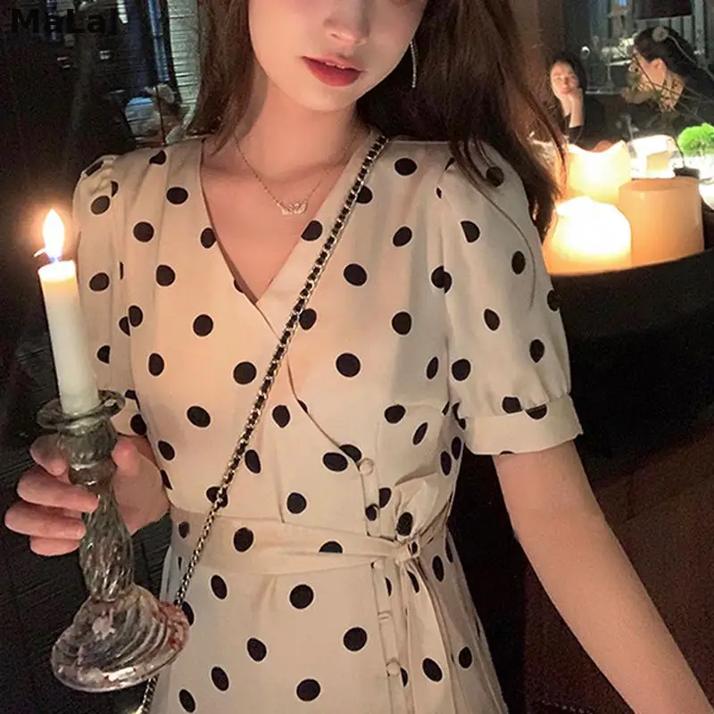 New Short Sleeve Vintage Midi Dress Korean Fashion Elegant Casual Women's Dresses Females Boho Beach Sundresses Summer 2021 Y2k
New Short Sleeve Vintage Midi Dress Korean Fashion Elegant Casual Women's Dresses Females Boho Beach Sundresses Summer 2021 Y2k