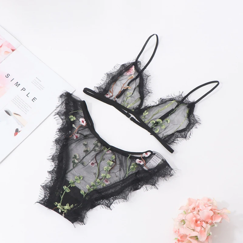 Fashion Bra Set Women's Sexy Embroidery Lingerie Wire Free Transparent Lingerie Embroidered Mesh Sheer Lingerie Set
Fashion Bra Set Women's Sexy Embroidery Lingerie Wire Free Transparent Lingerie Embroidered Mesh Sheer Lingerie Set