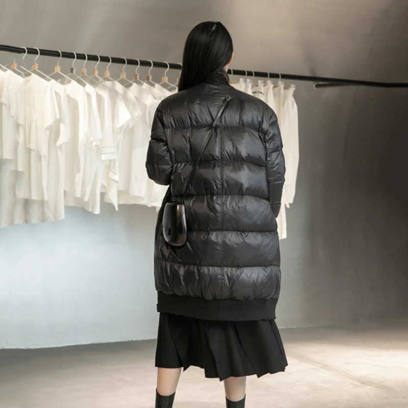 Fit Black Loose Spliced Down Jacket New V-neck Long Sleeve Warm Women Parkas Fashion Tide Autumn Winter 2021 1DD1736
Fit Black Loose Spliced Down Jacket New V-neck Long Sleeve Warm Women Parkas Fashion Tide Autumn Winter 2021 1DD1736