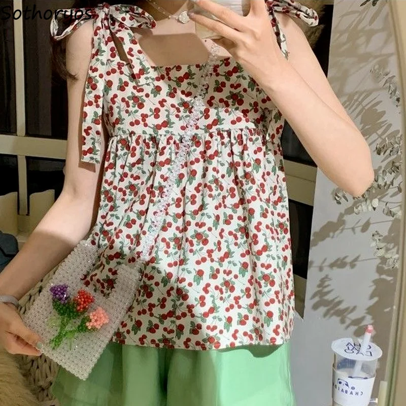 Camisoles Women Sweet Cherry Print Loose All-match Adjustable Strap Lace-up Bow Ruffles Lovely Trendy Chic Students Retro Casual
Camisoles Women Sweet Cherry Print Loose All-match Adjustable Strap Lace-up Bow Ruffles Lovely Trendy Chic Students Retro Casual