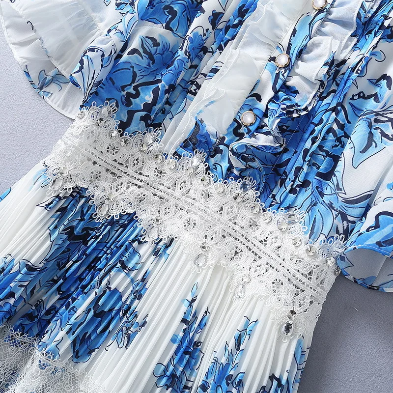 European and American women's clothing 2021 New Style for Spring Blue print lace stud bead short sleeve collar Fashion dress
European and American women's clothing 2021 New Style for Spring Blue print lace stud bead short sleeve collar Fashion dress