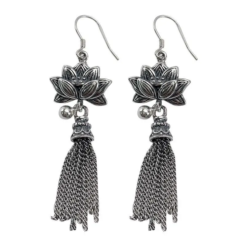 Designer's unique creative lotus tassel long earrings ladies retro Chinese style exquisite elegant charm silver jewelry
Designer's unique creative lotus tassel long earrings ladies retro Chinese style exquisite elegant charm silver jewelry